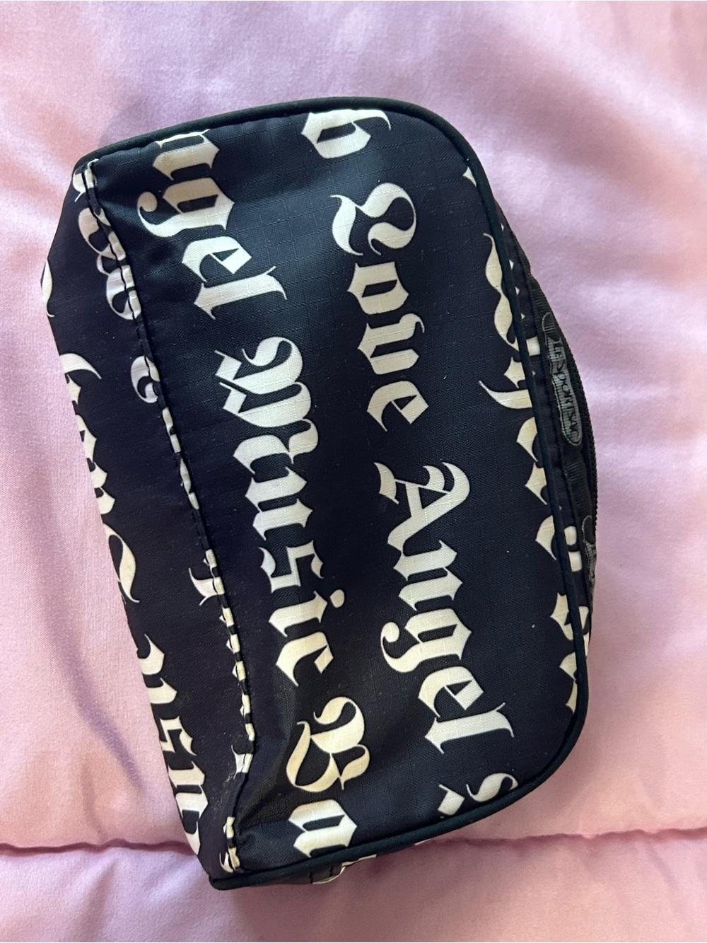 Gwen Stefani Lesportsac makeup bag